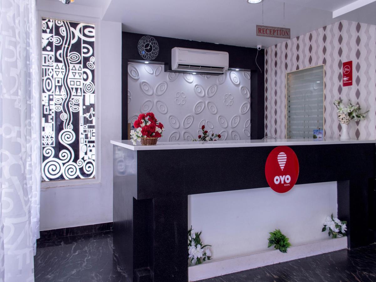 Oyo 10630 Hotel Nano Turf Madurai Esterno foto